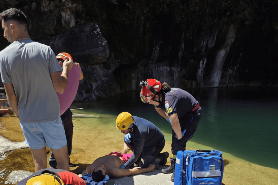 Cidadão francês foi resgatado, esta quinta-feira, após queda nas Sete Lagoas no Gerês