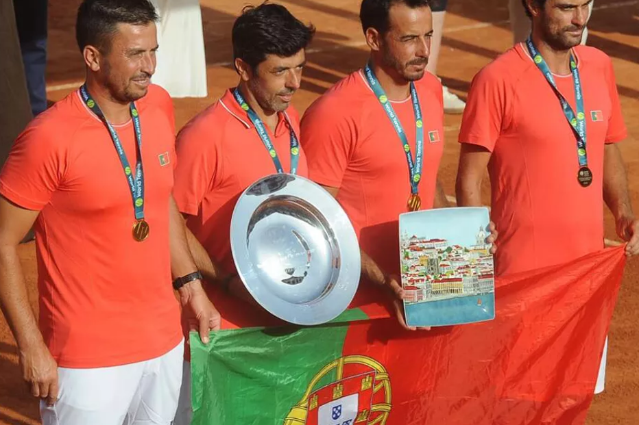 Portugal tornou-se, esta sexta-feira, campeão mundial pela primeira vez nos seniores de ténis