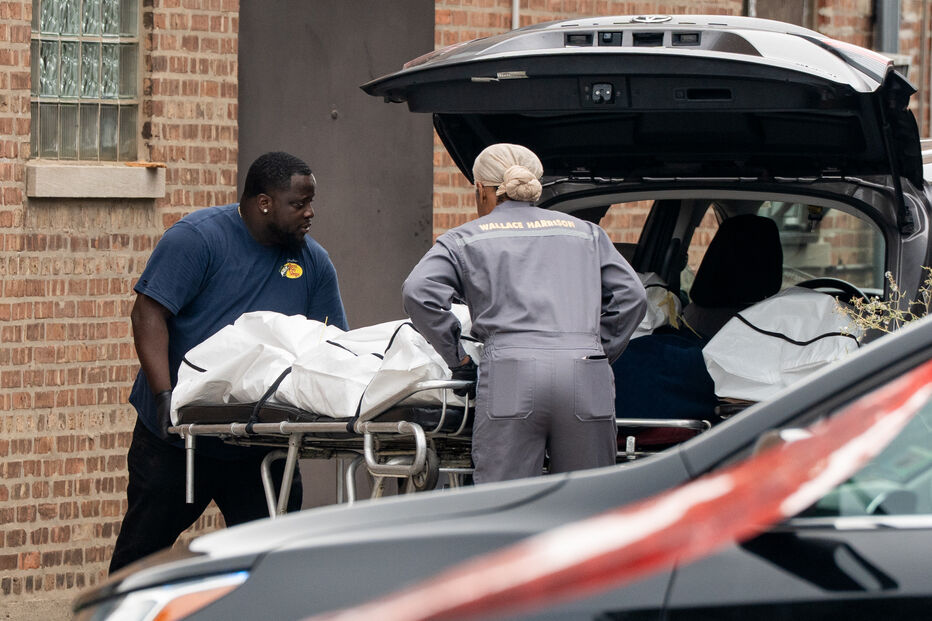 Encontrados restos mortais de 56 pessoas em funerária de Chicago
