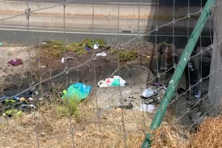 Dois mortos e dois feridos graves em despiste na A33 em Fernão Ferro 