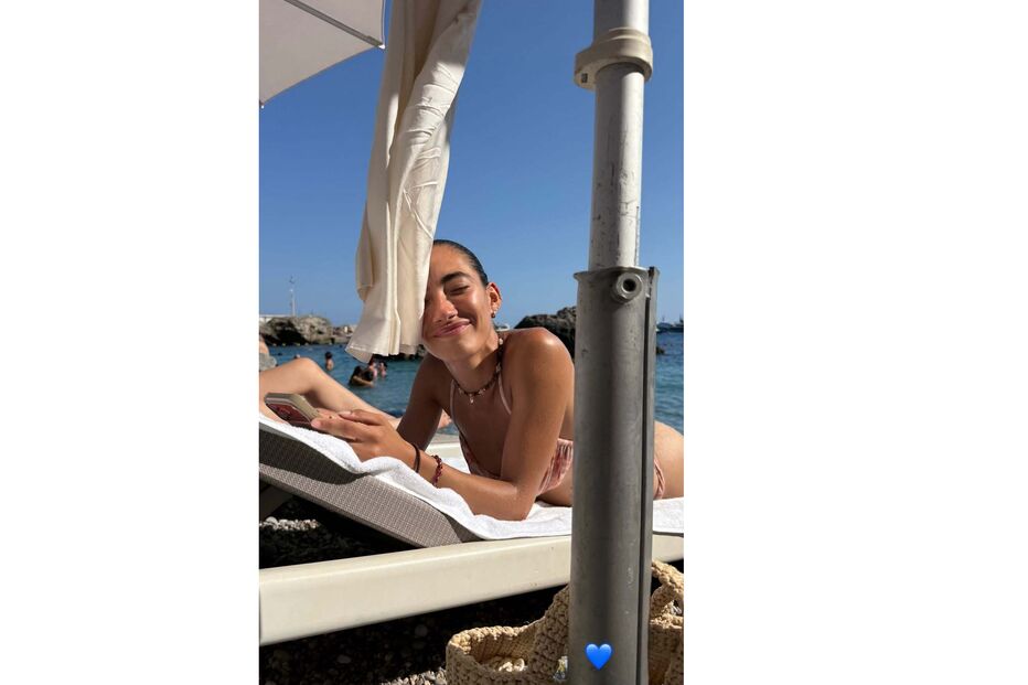 Matilde Mourinho de férias em Capri, Itália