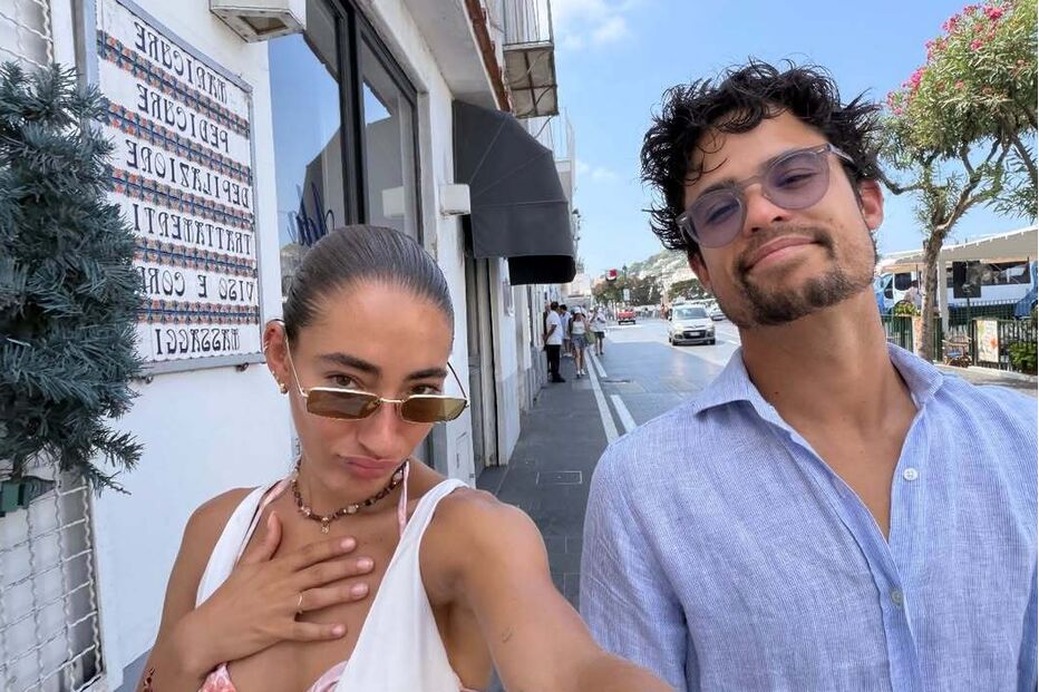 Matilde Mourinho e o marido Dan Graham de férias em Capri, Itália