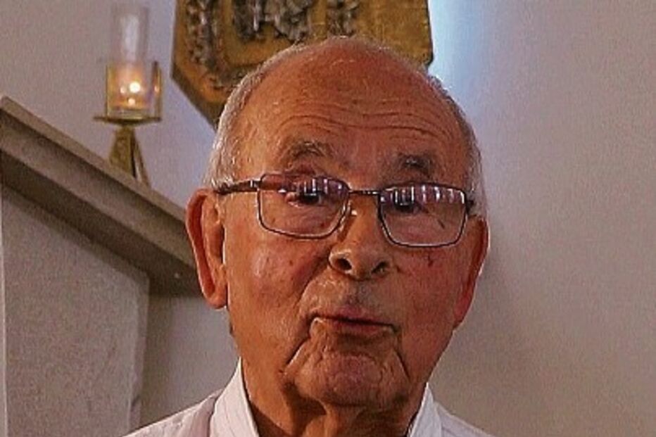 Domingos Monteiro da Costa, de 86 anos, é conhecido como o 