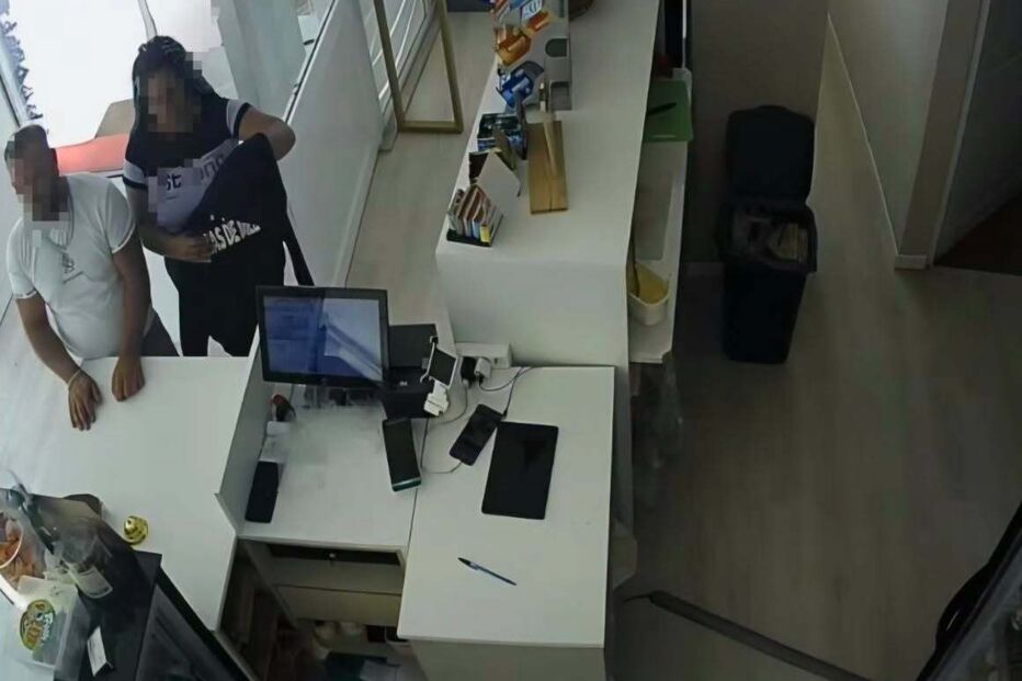 Casal furta em cafés com água da torneira como distração