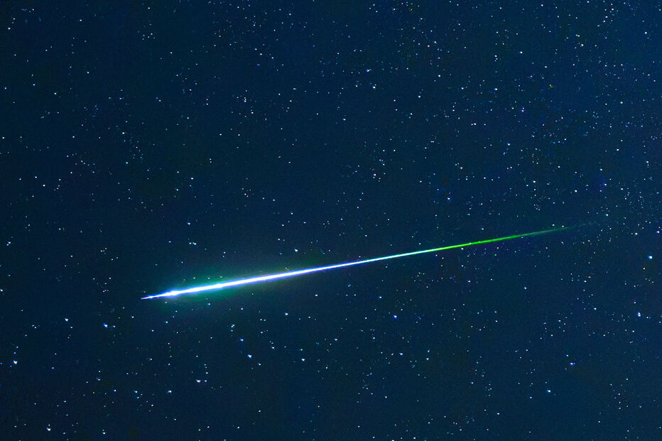 Meteoro com cauda verde avistado na Alemanha durante as Perseidas