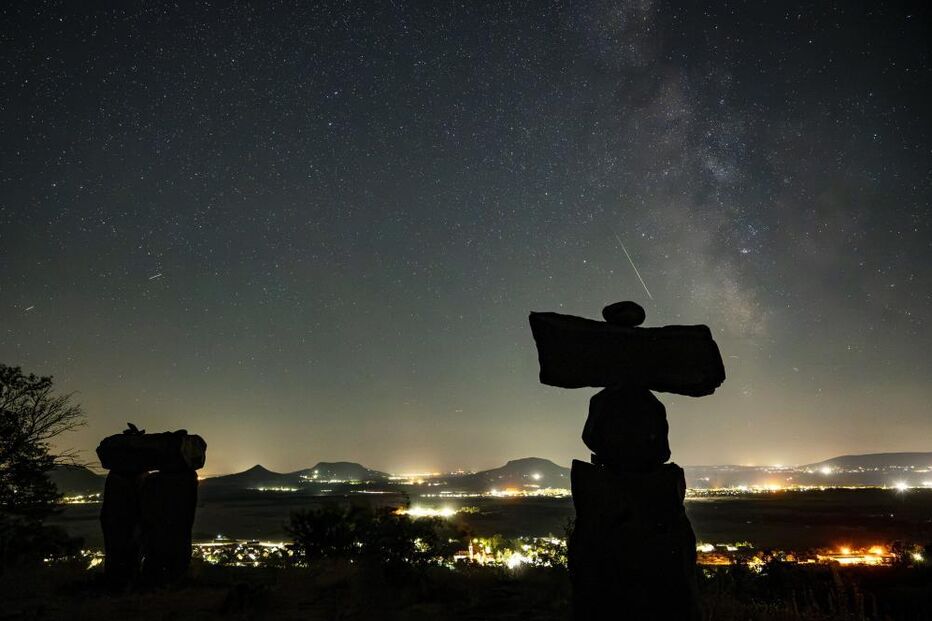 Chuva de estrelas Perseidas na Hungria