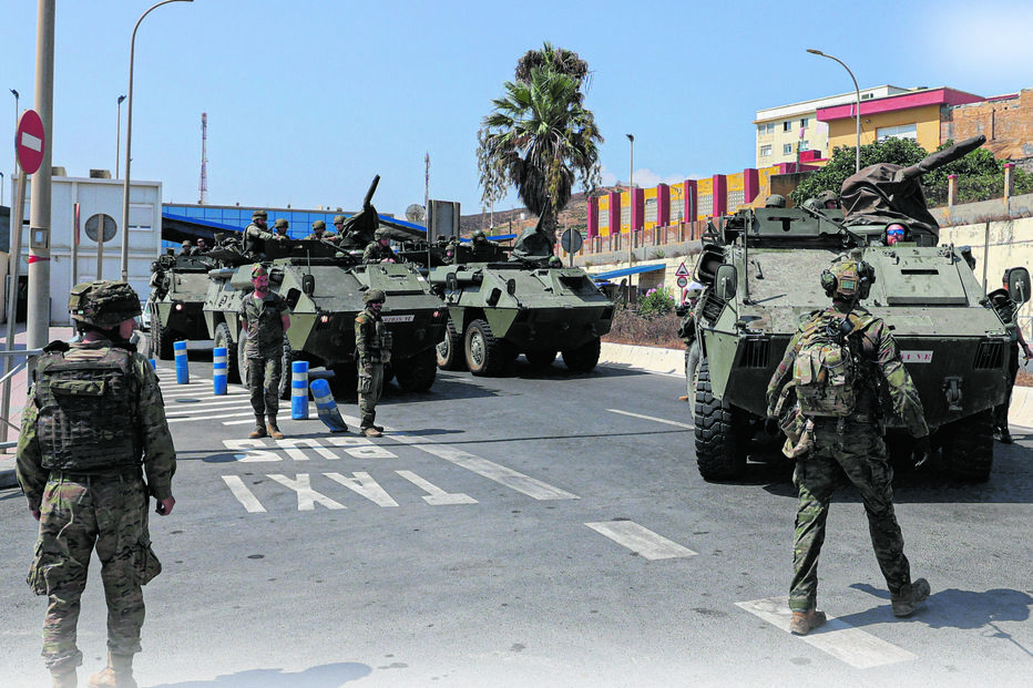 Ceuta é hoje marcada pela presença do Exército nas ruas