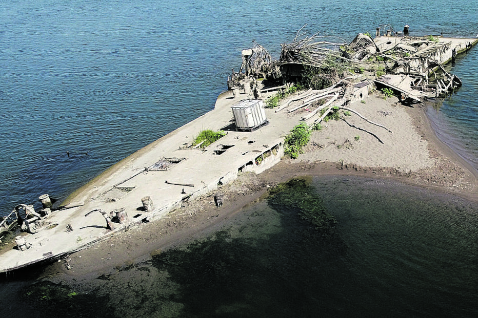 Navio da II Guerra Mundial emergiu no Danúbio, na Sérvia