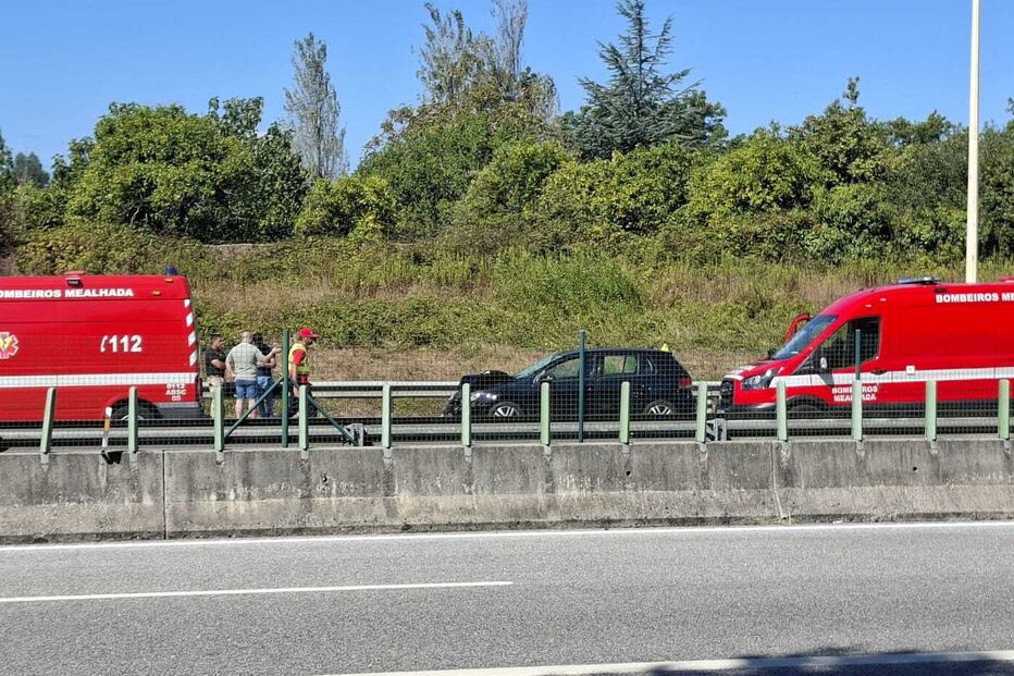 Acidente na A1 na zona da Mealhada deixa dois militares do Exército em estado grave