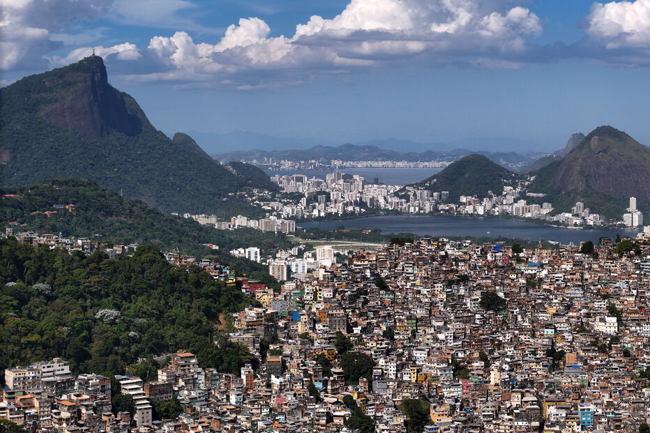 A view of the Rocinha favela amid a heat wave in Rio de Janeiro, Thursday, Jan. 15, 2026. (AP Photo/Bruna
