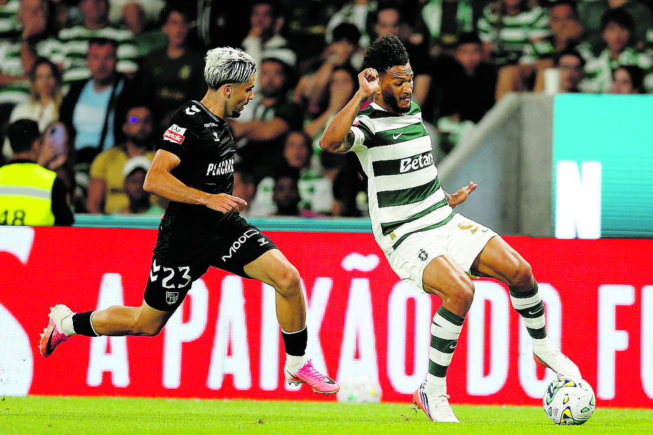 Suárez em ação no jogo da jornada anterior frente ao V. Guimarães