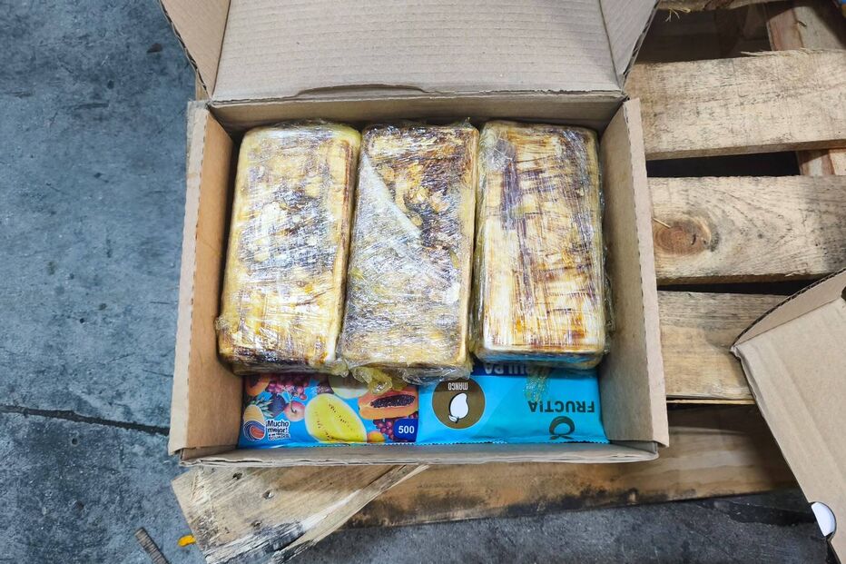 Operação conjunta da Judiciária e autoridades espanholas apreende 150 quilos de cocaína escondidos em polpa de fruta