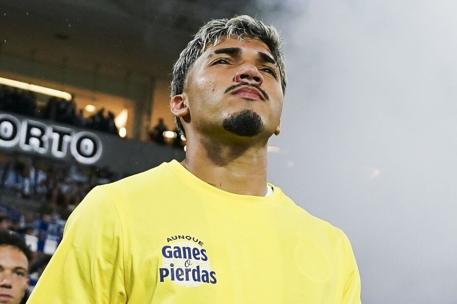 Camisolas do FC Porto vão a leilão para apoiar vítimas de sismo na Colômbia