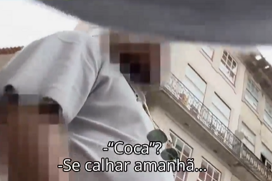 Grupo impõe venda de droga falsa a turistas em Lisboa e no Porto. Quem recusa é ameaçado ou agredido