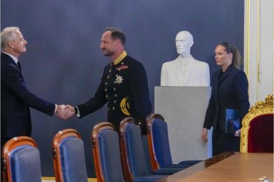 Crown Princess Ingrid Alexandra of Norway (R) and Prince Haakon