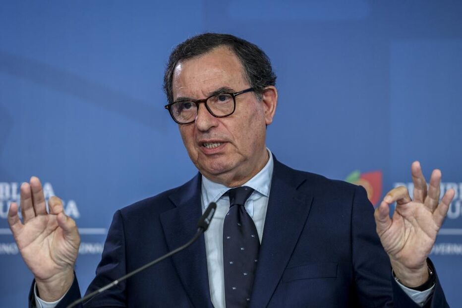O ministro da Economia e da Coesão Territorial, Manuel Castro