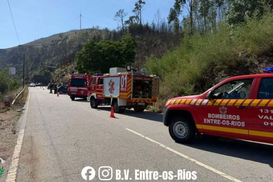 Colisão entre dois carros provoca seis feridos em Penafiel
