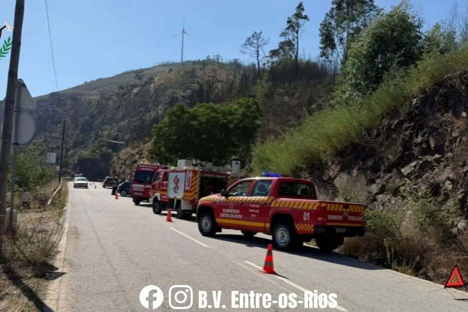 Colisão entre dois carros provoca seis feridos em Penafiel