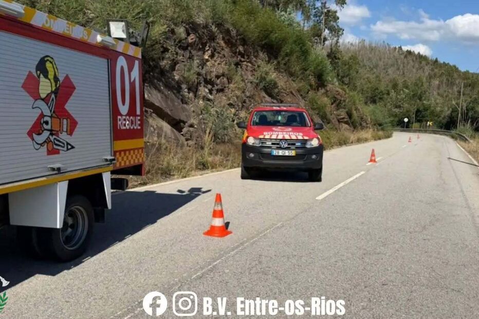 Colisão entre dois carros provoca seis feridos em Penafiel
