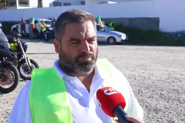 Marcha lenta contra sucessivos aumentos do preço dos combustíveis seguiu de Santa Maria da Feira até Espinho