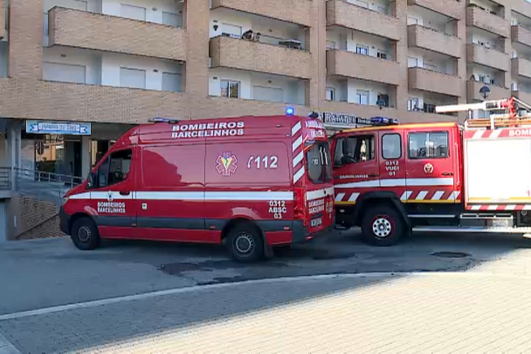 Incêndio em cozinha de apartamento obriga a evacuar edifício em Barcelos. Três pessoas ficaram feridas