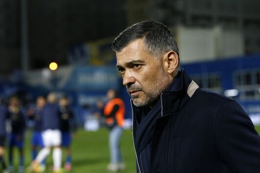 Sérgio Conceição tem 51 anos e o último clube que treinou foi o Ali Ittihad, da Arábia Saudita