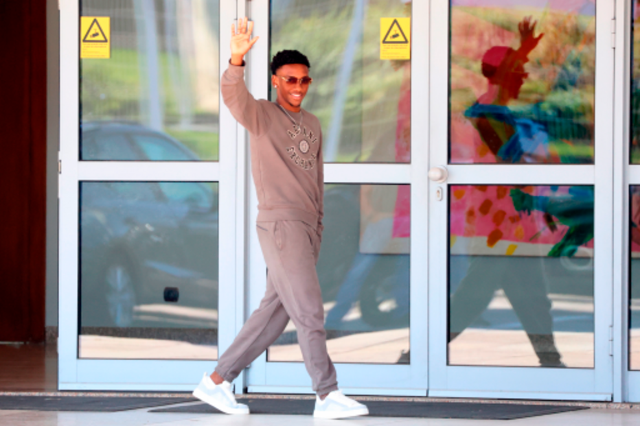 Gabriel Mec chegou esta terça-feira ao Porto para assinar pelos dragões