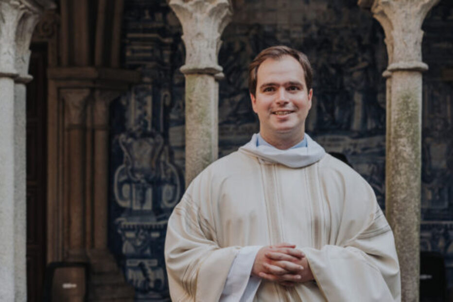 Padre de Vila Chã alerta para burla em seu nome nas redes sociais