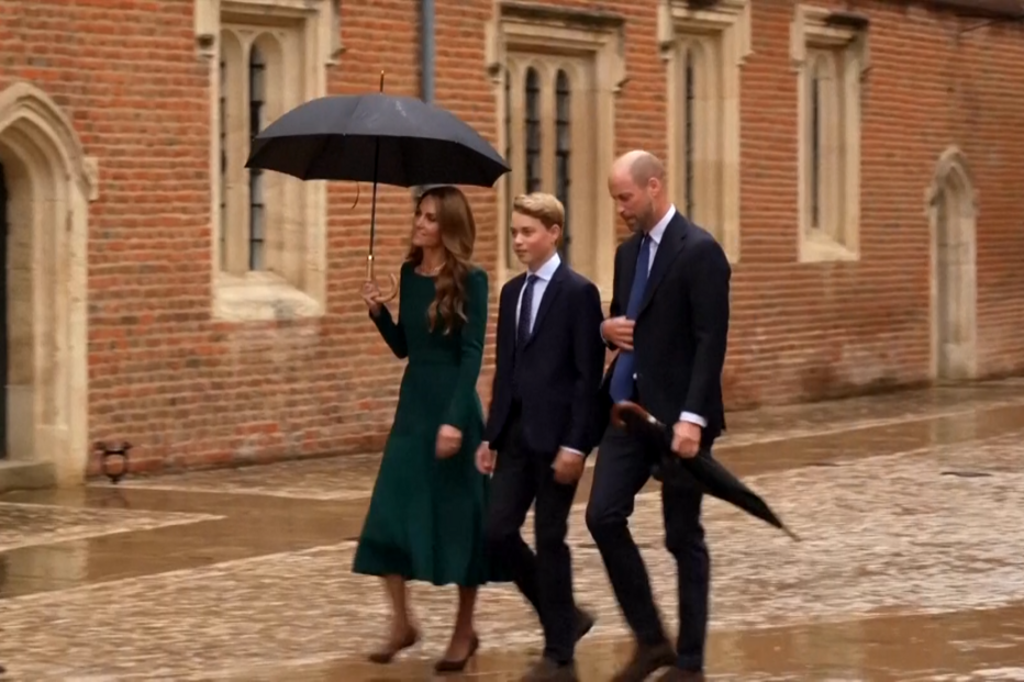Príncipe William, Kate Middleton e George em Eton
