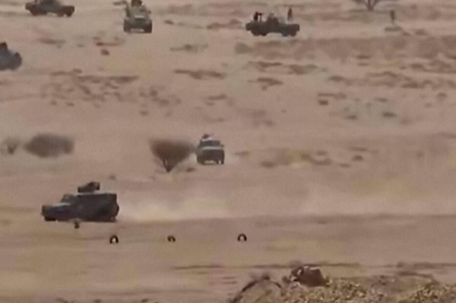 Forças apoiadas pela Arábia Saudita em combate no Iémen