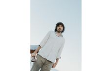 Diogo Zambujo, filho de António Zambujo, lança o seu primeiro disco