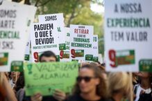 Técnicos de diagnóstico e terapêutica manifestam-se em Lisboa por melhores salários