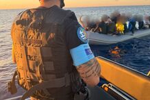 Mais de 100 migrantes resgatados pela Polícia Marítima na Grécia
