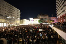 Protesto de acampados regressa com mais tendas