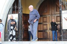 Velório de Joaquim Letria: família e amigos despedem-se