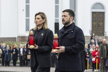 In this photo provided by the Ukrainian Presidential Press Office, Ukraine's President Volodymyr Zelenskyy, right, and his wife Olena Zelenska