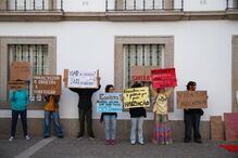 Perto de 100 pessoas voltam a protestar em Évora pela habitação