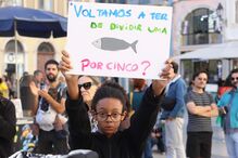 Centenas concentraram-se em Coimbra contra a crise habitacional