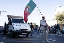 Manifestação pelo direito à habitação em Lisboa 