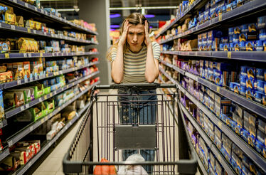 Na hora de escolher os produtos o consumidor planeia as suas compras