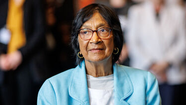 Quem é Navi Pillay, galardoada com o Nobel da Paz?
