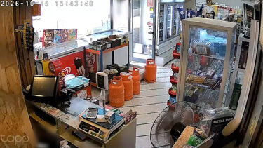 Loja de conveniência alvo de roubo com arma de fogo em Portimão