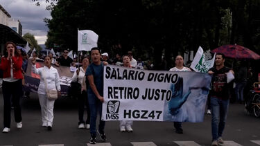 Profissionais de saúde mexicanos protestam por melhores salários e condições de trabalho