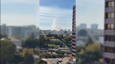 Incêndio deflagra em prédio devoluto em Lisboa
