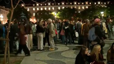 Jovens no Rossio dizem temer "futuro incerto" face às dificuldades no acesso à habitação