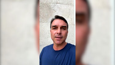 "Vou pedir a impugnação da candidatura de Lula": Flávio Bolsonaro contesta resultado eleitoral 