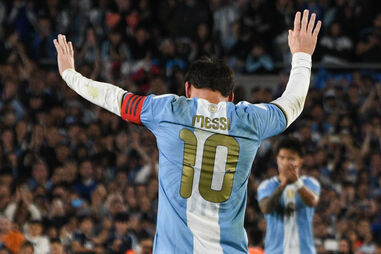 Messi durante o jogo entre a Argentina e o Benim, em Buenos Aires