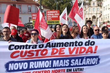 Protesto em Coimbra contra o aumento do custo de vida 