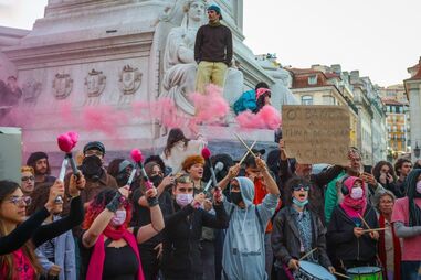 Acampamento de protesto pelo direito à habitação em Lisboa