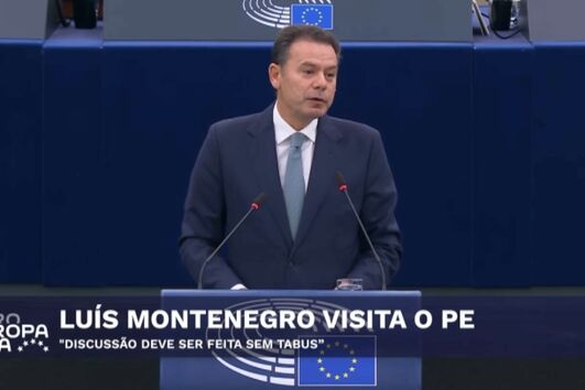 Montenegro garante que Portugal não está a "pedinchar" no orçamento comunitário e não aceita cortes nos fundos de coesão